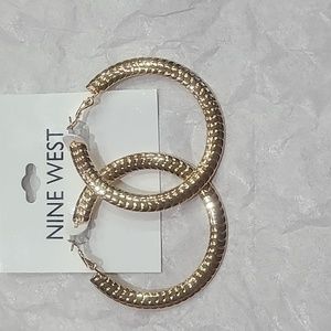 NINE WEST goldtone hoops- NEW